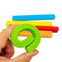 Collier à mâcher portable en silicone, parfaitement texturé, jouets à mâcher pour enfants et adultes qui aiment mordre ou qui souffrent d'autisme, outil sensoriel