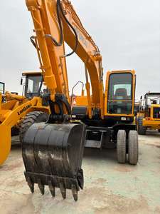 Excavatrice sur pneus Hyundai 150 d'occasion, modèle 2022, haute qualité, Corée, 15 tonnes, godet de 0,71 m, moteur, boîte de vitesses, pompe - Product Image 3