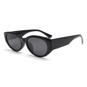 Gafas de Sol de Diseño Retro Polarizadas para Hombre y Mujer, Modelo Tr90 2026, Negras, Ovaladas, Nuevas - Product Image 1