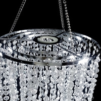 Lustre moderne en acrylique et métal pour la décoration de mariages et de fêtes