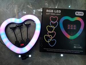 Vente à Chaud <span class=keywords><strong>Amazon</strong></span> Tiktop 10 Pouces Tout-en-Un Mini Led Set Heart Ring Light Lamp avec Trépied Stand Dimmable <span class=keywords><strong>Selfie</strong></span> Ring - Product Image 3