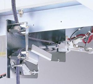 MOL-254 Jukis <strong>Automatic</strong> 2-needle Belt-<strong>loop</strong> Attaching <strong>Machine</strong> - Product Image 3