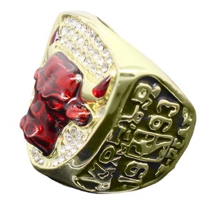 Anillo Conmemorativo del Campeonato de <span class=keywords><strong>Jordan</strong></span> de 1993 de <span class=keywords><strong>Chicago</strong></span>, Estilo Europeo y Americano, con Forma de Cabeza de Toro, de Aleación, Venta Directa de Fábrica - Product Image 3