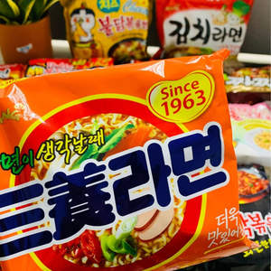 Fideos Instantáneos de Trigo al Estilo Vietnamita, 120g, Suministro a Granel para Exportación, 40 Bolsas por Caja, Cocción Rápida de 3 a 5 Minutos - Product Image 2