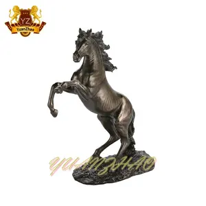 Antiguo grande de bronce soldado romano estatua con caballo