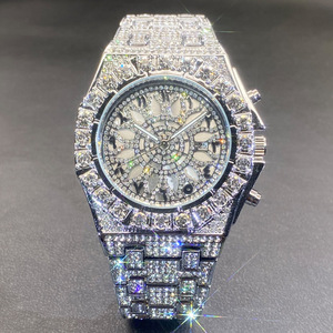Montre de style Hip Hop entièrement sertie de diamants, montre à quartz en acier inoxydable avec cadran en moissanite, testée au diamant - Product Image 5