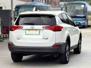 Gebrauchter 2015er RAV4 2.0L Automatik 4WD Fashion Edition Linkslenker 55923 Meilen Benzin SUV China Export - Product Image 6