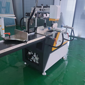 Fraiseuse à <span class=keywords><strong>broche</strong></span> contrôlée par PLC haute vitesse avec fonction de copie et de verrouillage des trous/fentes pour le traitement des fenêtres/portes en PVC/UPVC/aluminium - Product Image 6