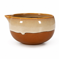Ensemble de matcha en céramique avec glaçure réactive crème marron, bol à matcha avec bec verseur, fouet en bambou, support pour fouet, chashaku, kit de thé
