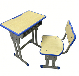Banchi Scolastici Moderni con Ganci per Zaini, Adatti per l'Uso in Camere dei Bambini o Uffici Scolastici - Product Image 1