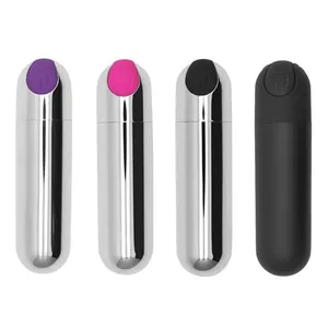 Porno xizmatkor tomonidan aldangan Osmirlar ishtirokidagi erotik videolar