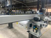 Bras robotique mécanique robuste pour préhension et placement avec moteur pour machines de moulage par injection-soufflage 110V-380V Capacité 4 pièces/min