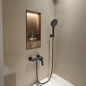 Torre presurizada de latón de montaje en pared concisa, masaje de lluvia ABS, juego de ducha de baño con rociador de mano con plataforma de champú - Product Image 1