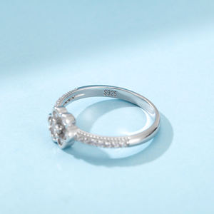 แหวนเพทายแท้ติดเพชรสำหรับผู้หญิงแหวนสัญญานิรันดร์คลาสสิก925ชุบโรเดียมรูปดอกไม้หกกลีบ - Product Image 4