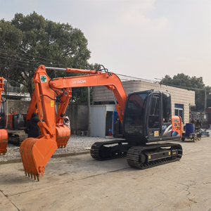 Pelle sur chenilles Hitachi ZX 70 d'occasion du Japon Excavatrice de machine 7TON originale - Product Image 6