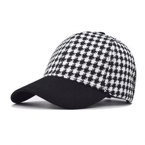 Wholesale High Oxford 6-Panel Vintage Checkered <b>Baseball</b> Cap Topi Casquettes Plaid Sporty Outdoor <b>Hat</b> for Men <b>Women</b> Hot Sale - Product Image 4