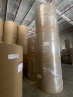 Papier de refroidissement enduit de résine pour la production de coussinets de refroidissement évaporatifs, papier pour rideaux humides d'élevage