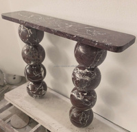Console en marbre naturel Rosso Levanto avec pieds sphériques superposés, meuble sculptural pour villa, hôtel, hall d'entrée, couloir