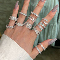 Anillos de Boda de Plata de Lujo con Moissanita Estilo Punk Hip Hop Cubano, Joyería Fina de Moda para Mujeres Modernas Certificadas - ¡Gran Venta!