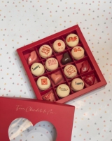 Boîtes de chocolat à la fraise en papier rigide haut de gamme conçues sur mesure emballage personnalisé Simple exquis stratification mate à mâcher