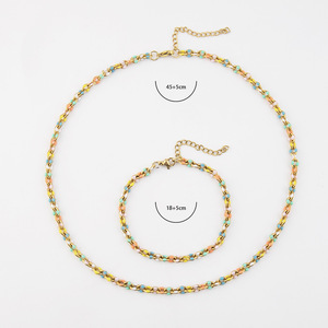 Nuevo Collar Personalizado Colorido con Colgante de Cruz, Cadena de Clavícula Estilo Hip Hop con Resina Epoxi - Product Image 6