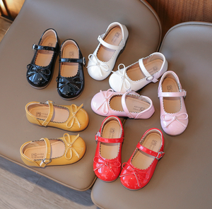 Chaussures plates en cuir pour enfants, couleur bonbon, à semelle souple, pour filles, style printemps - Product Image 1