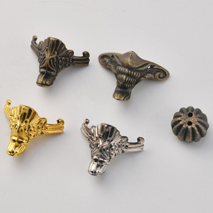 Pieds décoratifs en alliage de style antique pour boîtes en bois, protection de base de style chinois moderne pour boîtes cadeaux et artisanat - Product Image 3