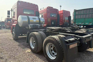 รถบรรทุกหัวลาก SINOTRUCK HOWO 550 แรงม้า ยูโร 5 ดีเซล 6x4 เกียร์อัตโนมัติ ใหม่ สำหรับงานขนส่งในเหมือง พวงมาลัยซ้าย - Product Image 4