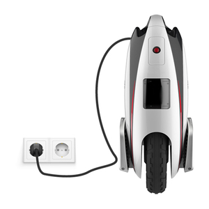 Trottinette intelligente pour adultes avec technologie d'équilibrage automatique, similaire à une voiturette ou une voiture, avec des fonctionnalités similaires à celles d'un gyropode/skate électrique - Product Image 2