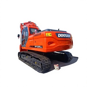 Excavatrices sur chenilles DOOSAN DX225 d'occasion en excellent état en stock DX225-9C - Product Image 1