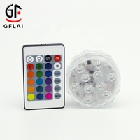 Producto de luz de piscina LED subacuática impermeable IR 24 teclas 16 colores con pilas Puck luces LED sumergibles con control remoto
