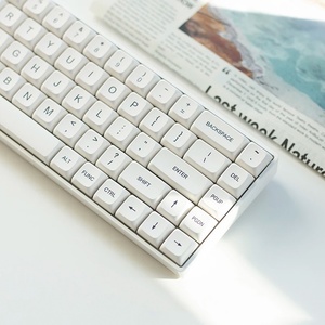 En gros personnalisé minimaliste blanc PBT Keycaps clavier de jeu original Keycaps clavier personnalisé <span class=keywords><strong>arabe</strong></span> Keycaps Personalizadas - Product Image 1