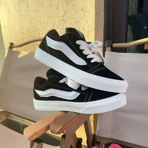 畅销男女通用跑步滑板鞋透气定制男鞋运动鞋 - Product Image 6