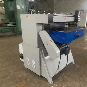 Machine à bois, dégauchisseuse double face, moteur automatique, robuste, industrielle, haute vitesse, épaisseur 10 kW 15 m/min - Product Image 5