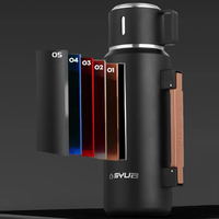 Bouteille d'eau isolée minimaliste de style flacon de 800ml personnalisée Thermos à boire portable écologique Logo de l'infuseur de thé
