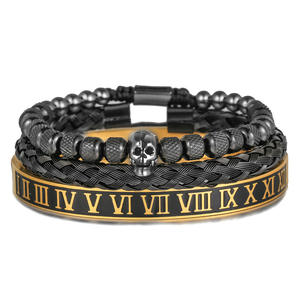 2022ชุดสร้อยข้อมือสแตนเลสสตีลสุดหรูสำหรับทุกเพศชุด<span class=keywords><strong>ลูกปัด</strong></span>คริสตัลแบบเรียงซ้อนมงกุฎบอลรูปหัวกะโหลกสีทองเครื่องประดับแฟชั่นสำหรับผู้ชาย - Product Image 1