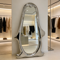 Miroir sur pied en acier inoxydable en forme de pingouin artistique, miroir mural sculptural pour boutique de vêtements, salon, hôtel et galerie