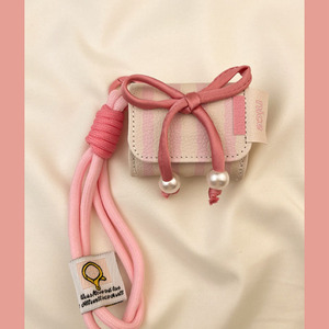 Funda Protectora para Auriculares de Cuero PU con Diseño Coqueta, Lazo y Perlas, Impermeable y Antipérdida, con Rayas Rosas - Product Image 4