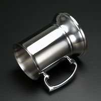 Sıcak Satış Paslanmaz Çelik Çift Cidarlı Çevre Dostu Bira Kupa Bardağı 450ml/550ml Kulplu Kamp Kullanımı