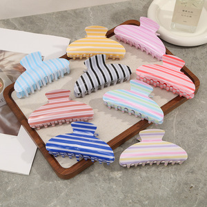 Fashion Classic Candy Color Geometric Stripe Pattern Resin Plastic Acrylic Claw Clip Custom <b>Large</b> Unisex Sweet Daily Hair Clips - Product Image 2