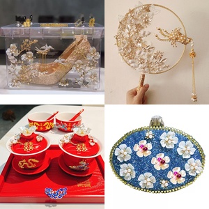 Apliques de plástico para vestido de <span class=keywords><strong>novia</strong></span>, accesorios de joyería, tres hojas, concha de imitación, Perla de gelatina, flor, botón de diamantes de imitación - Product Image 6