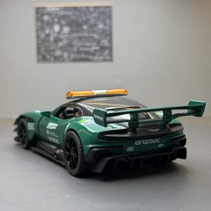 Modelo de Coche de Aleación 1:<span class=keywords><strong>32</strong></span>, Coche de Seguridad de Pista de Carreras <span class=keywords><strong>Fire</strong></span> God, Sonido y Luz, Juguete de Colección con Retroceso - Product Image 5