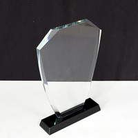 Récompense en verre cristal vierge en forme de bouclier, fournie en gros par l'usine, pour les diplômés scolaires, cadeau promotionnel MH-T185