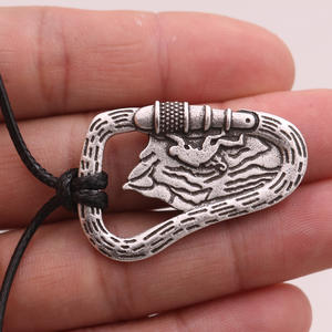 캠핑 카라비너 록 남자 등산 목걸이 모험가 선물 - Product Image 4