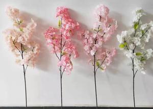 木の装飾のための卸売人工桜花枝シルク花桜茎