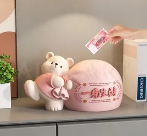 Salvadanaio a Forma di Orso Cremoso, Non Si Lascia Fuori, Decorazione da Scrivania per Soggiorno, Regalo di Compleanno - Product Image 1