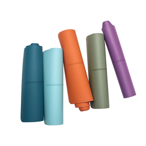 Logo personnalisé Écologique 4mm <span class=keywords><strong>Épais</strong></span>seur <span class=keywords><strong>Caoutchouc</strong></span> Naturel PU <span class=keywords><strong>Tapis</strong></span> De Yoga Antidérapant Voyage Formation Pilates Exercice Fitness <span class=keywords><strong>Tapis</strong></span> - Product Image 3