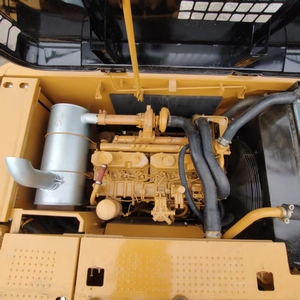 Moteur Mitsubishi, excavatrices sur chenilles hydrauliques d'occasion Cat 323D2L, fabrication japonaise d'origine, machine de terrassement à bas prix et en bon état - Product Image 4