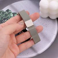 Bracelet en maille milanaise métallique de luxe pour Apple Watch Series 11 10 9 8 SE et bracelet de remplacement magnétique pour montre de 14 mm