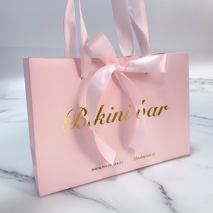 ถุงกระดาษสีชมพูสำหรับของขวัญรีไซเคิลได้พิมพ์ลายหน้าจอด้านบรรจุภัณฑ์กระดาษแข็งบูติกผ้าแบบสั่งทำโลโก้ของคุณเองสำหรับขนาดเล็ก - Product Image 3